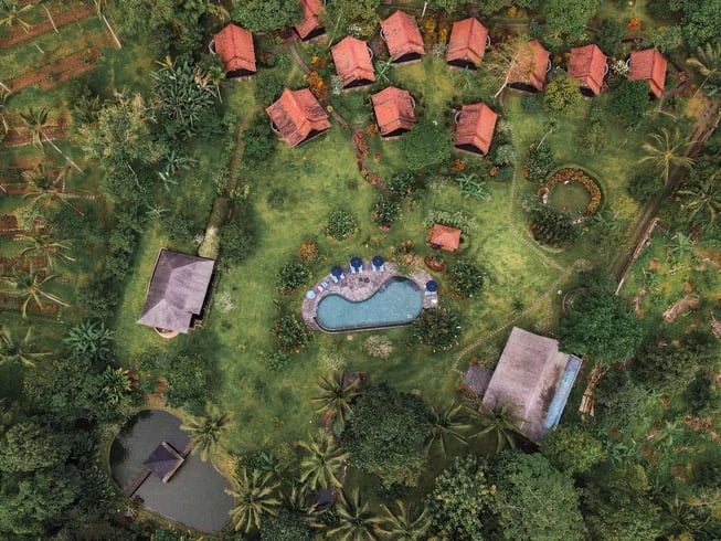 7 dagars lyxig retreat med tropisk regnskog, yoga och välmående på Bali