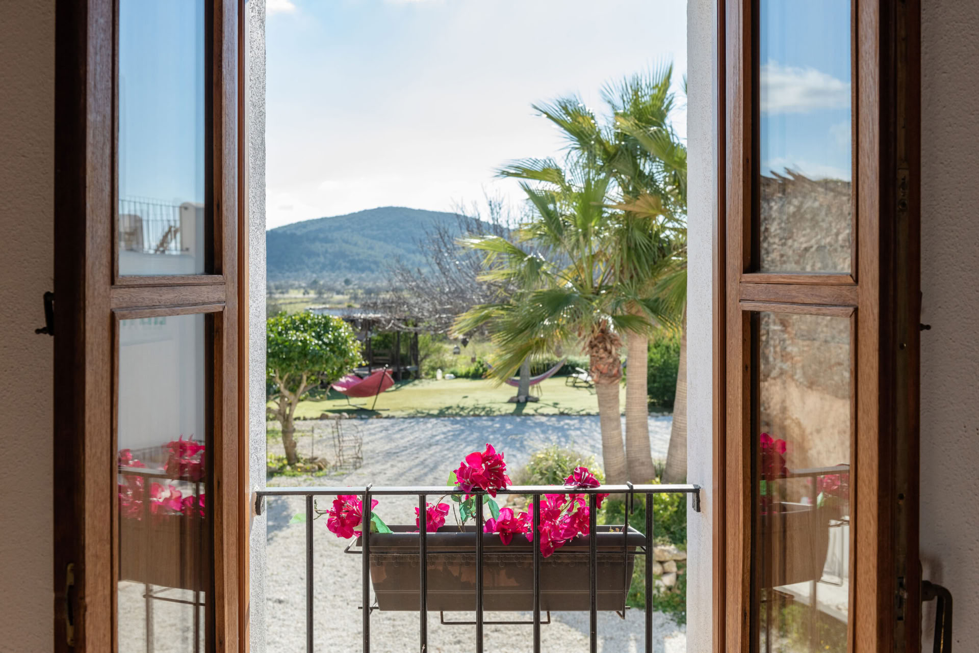 Vakna upp och hitta balans: Ibizas höstretreat 2026