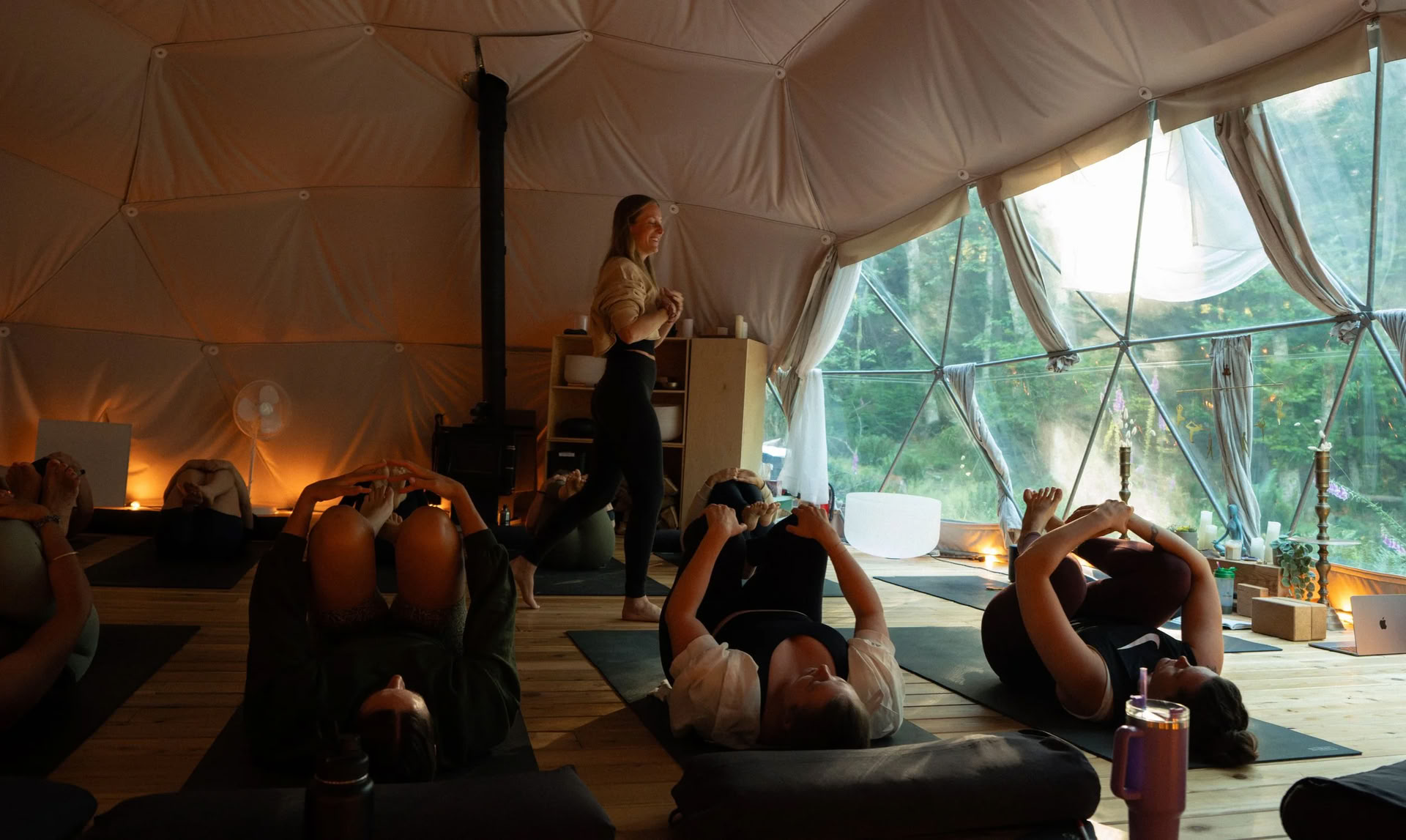 Evolve-retreat med Mikaela Millington på Bowen Island — Nectar Yoga