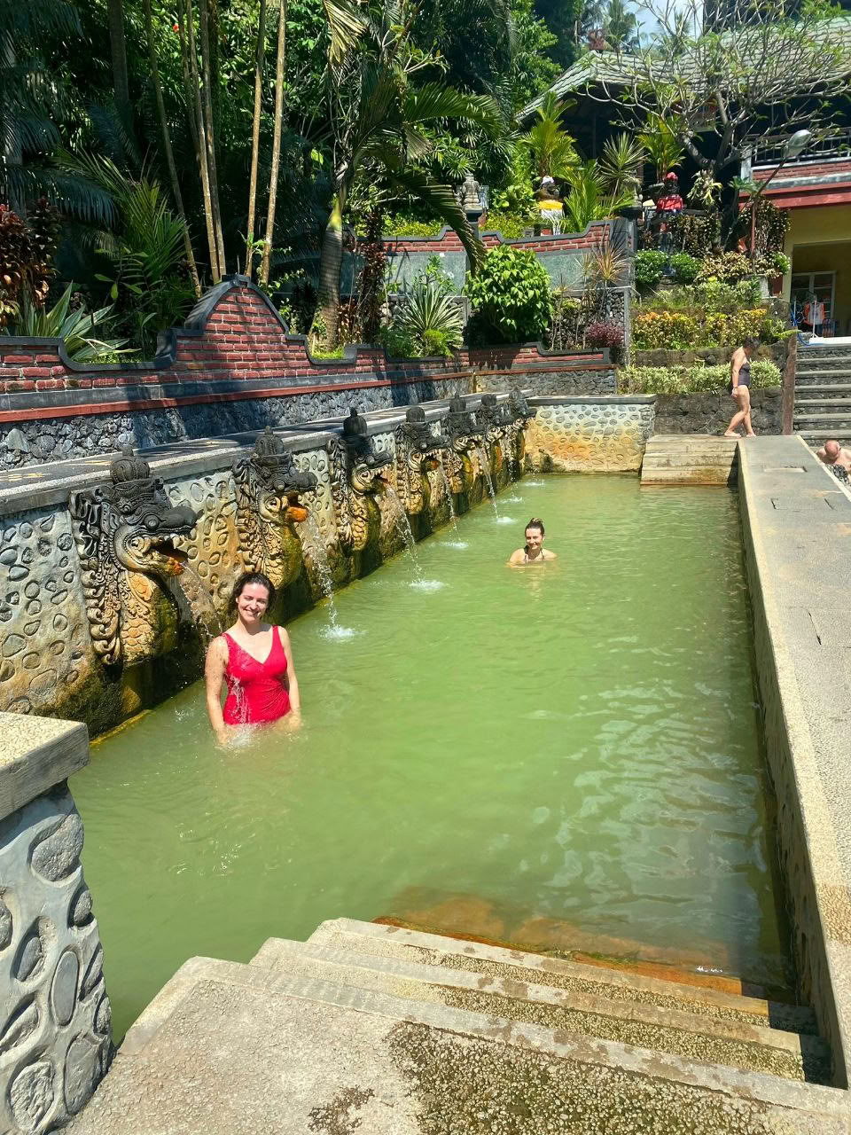 Banjar-tur med meditation i tempel
