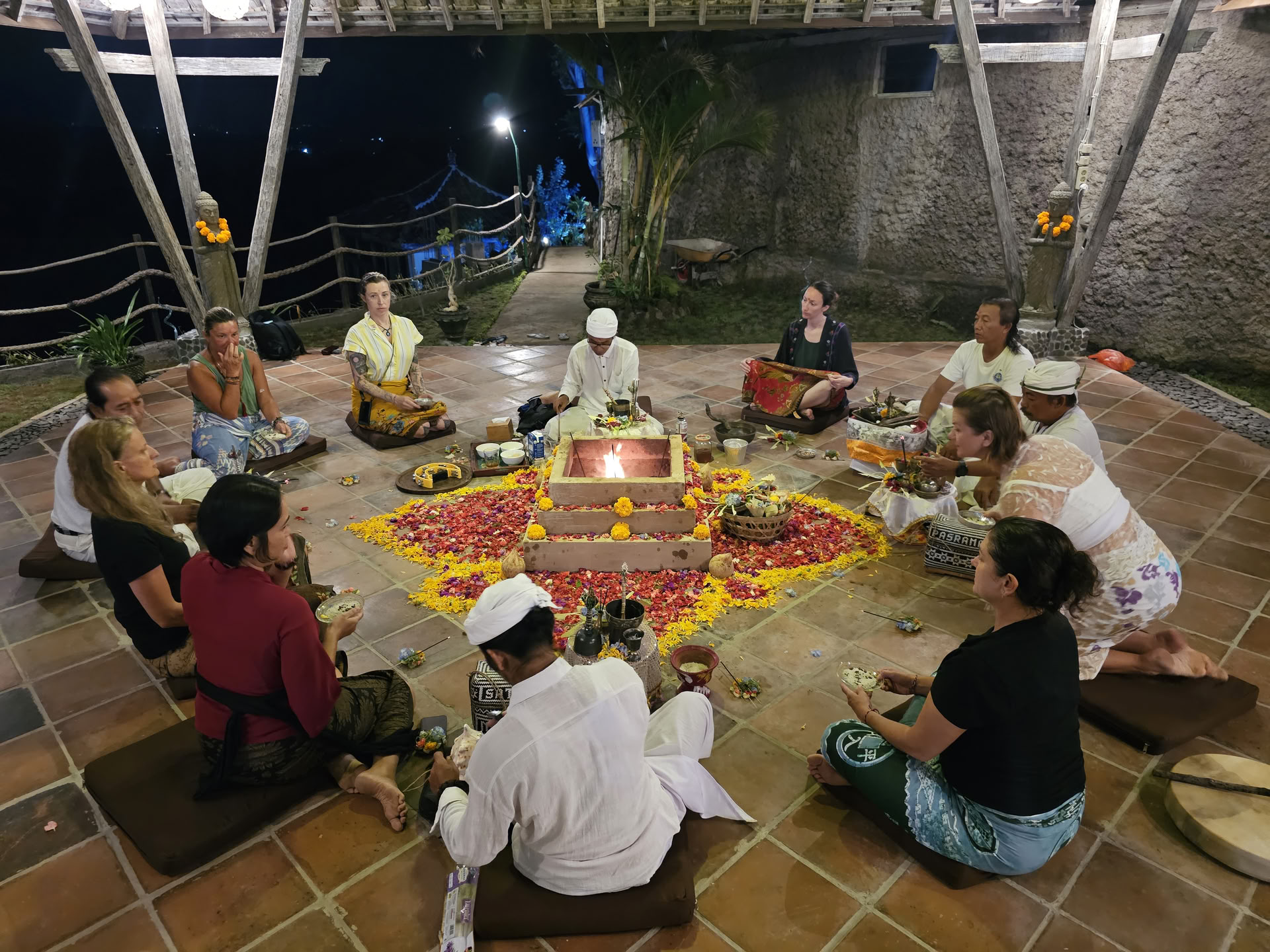 Eldceremoni Agni Hotra