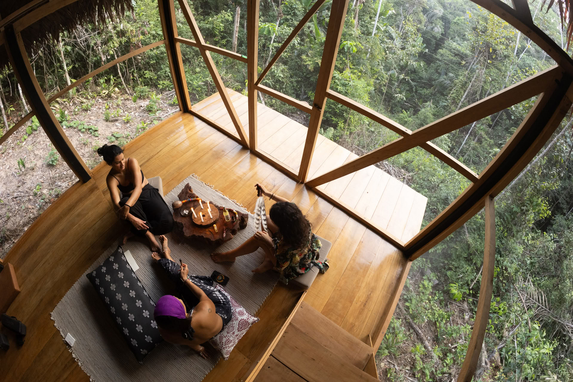 Öppen ayahuasca-retreat