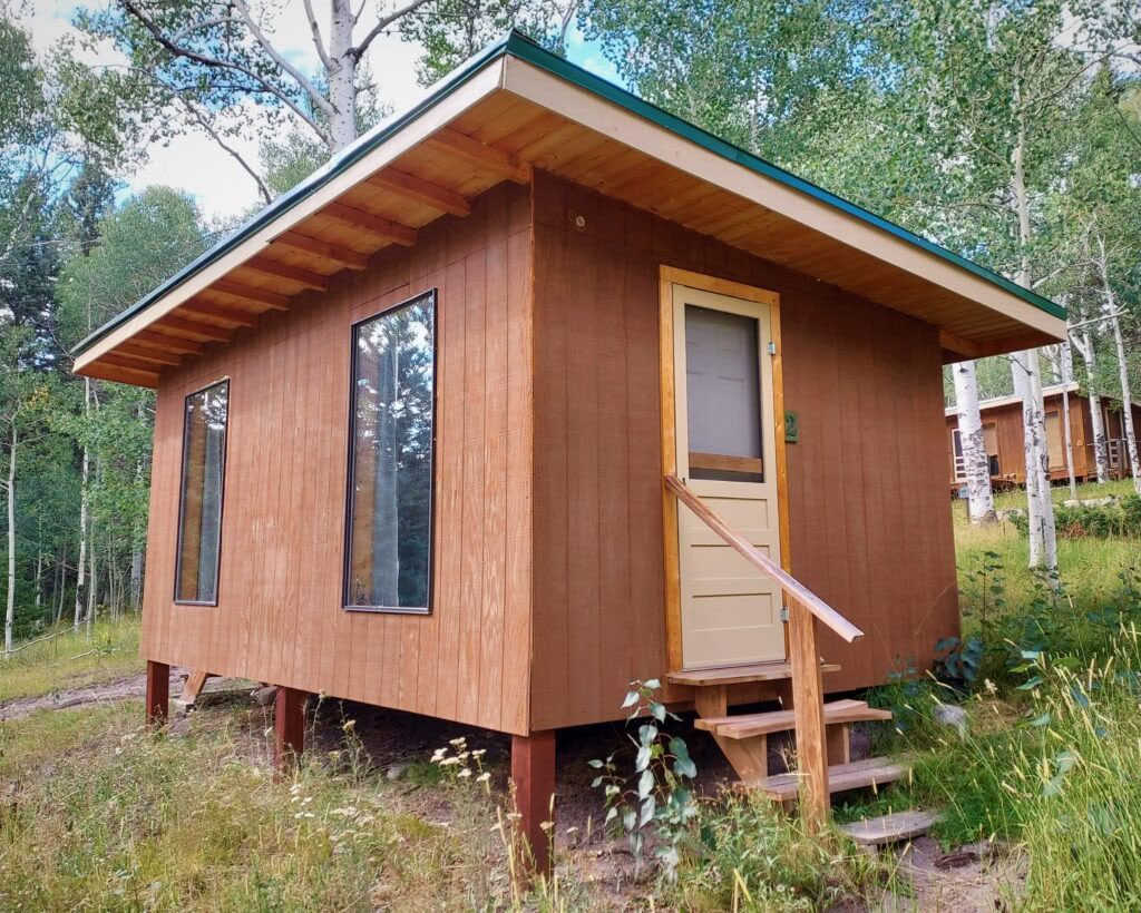 Världen är gjord av berättelser: en insiktsmeditationsretreat