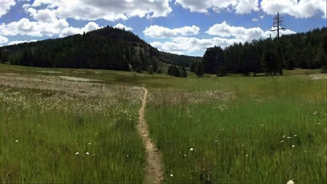 Världen är gjord av berättelser: en insiktsmeditationsretreat