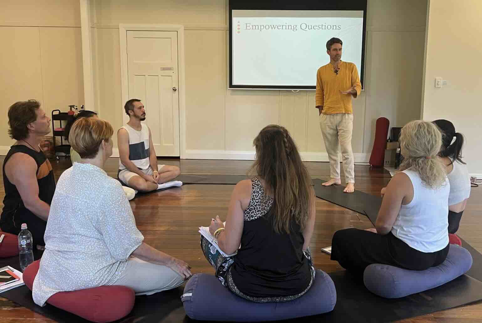 Nivå 1 ThaiVedic yogaterapiutbildning