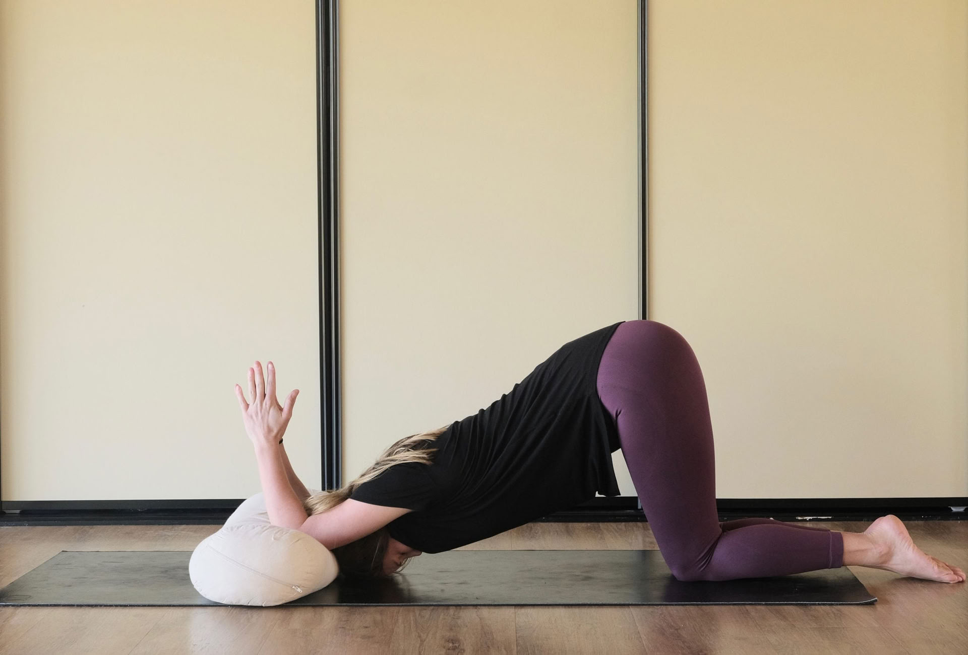 7-dagars yin-yoga-fördjupning för yogalärare och utövare