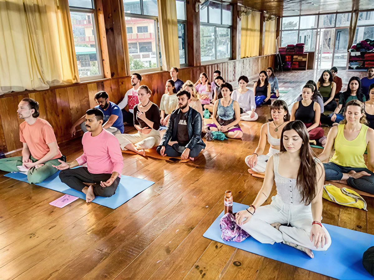 200-timmars yogalärarutbildning i Rishikesh, Indien – januari 2026
