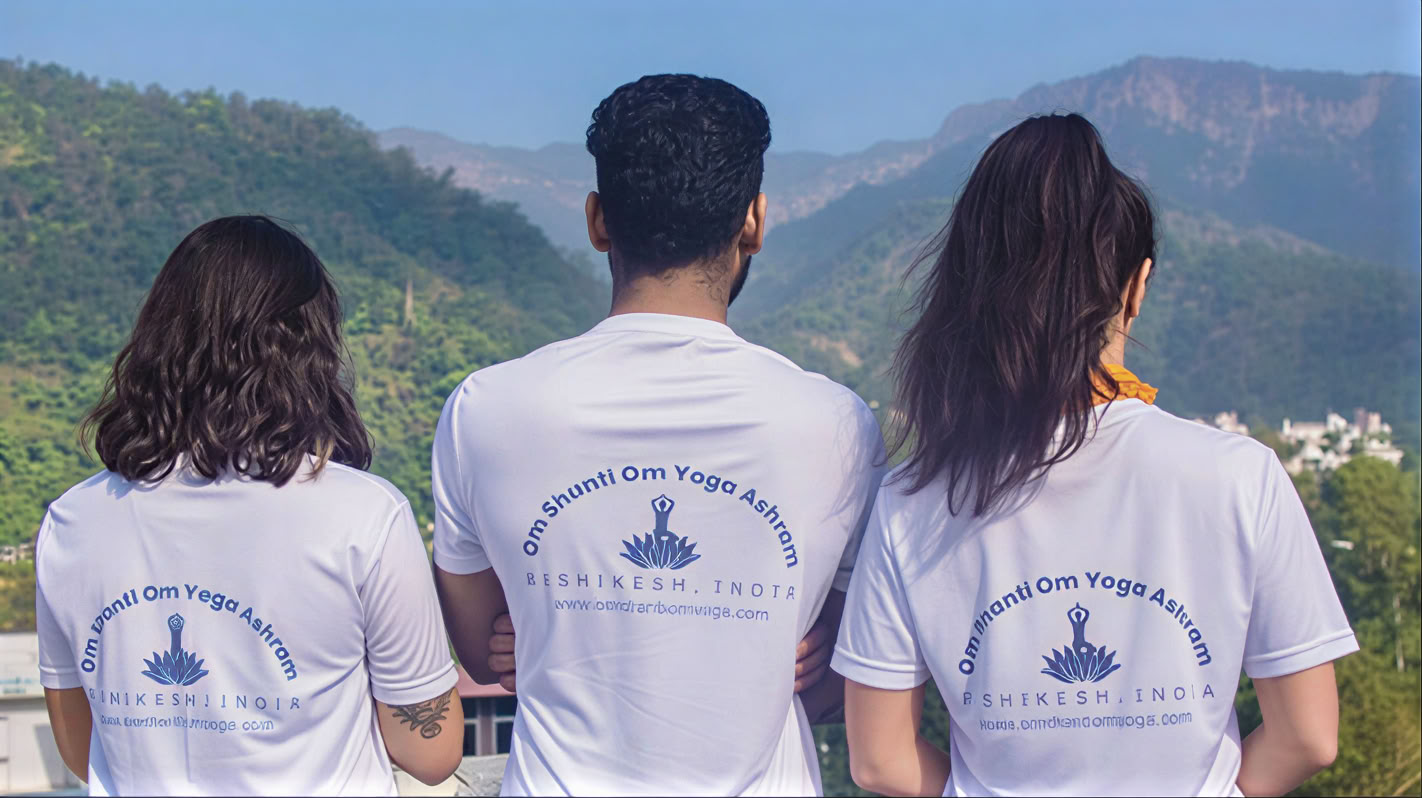 200-timmars yogalärarutbildning i Rishikesh – 5 juli till 30 juli 2026