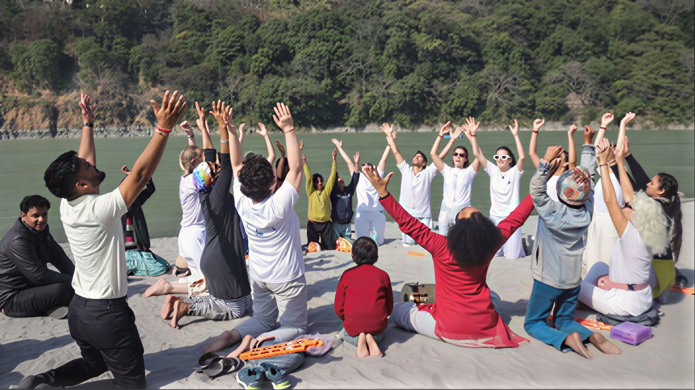 200-timmars yogalärarutbildning i Rishikesh – 4 okt till 29 okt 2026