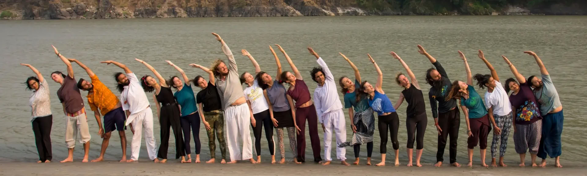 100 timmars yogalärarutbildning i Rishikesh, Indien