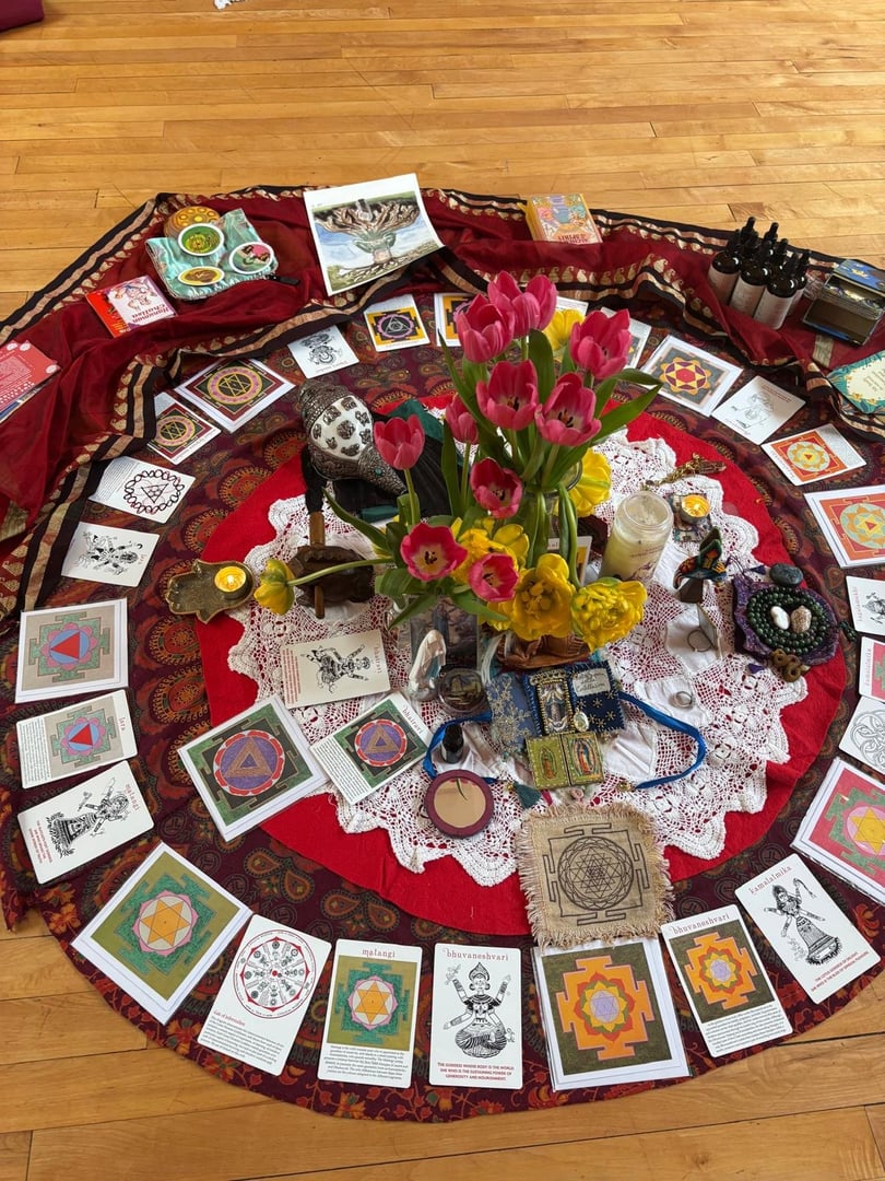 Yoga Nidra- och tarotkväll