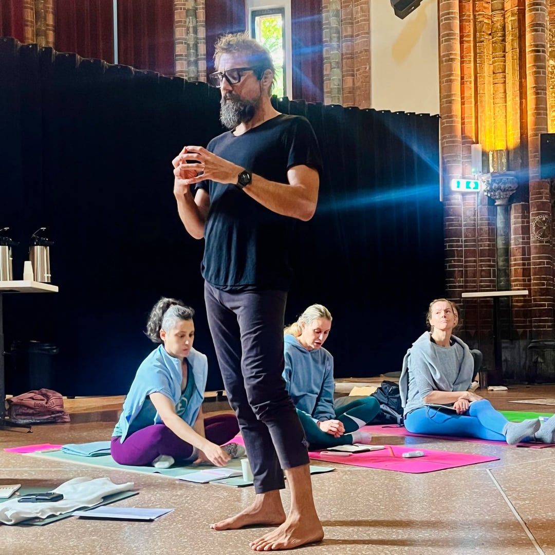 Föreläsning i yogafilosofi med Ty Landrum