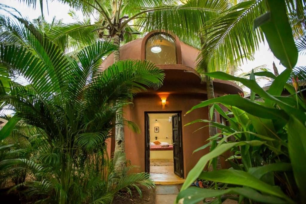 Yoga-retreat i eld och nektar i Goa, Indien