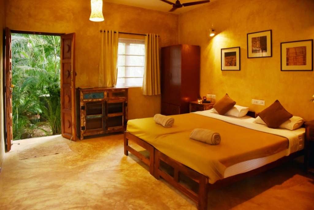 Yoga-retreat i eld och nektar i Goa, Indien