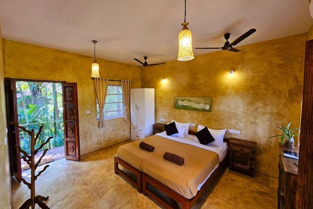 Yoga-retreat i eld och nektar i Goa, Indien