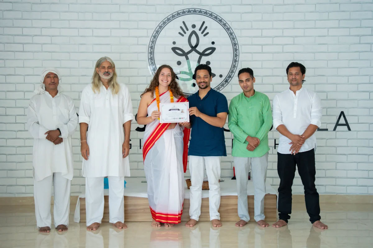 200-timmars yogalärarutbildning i Rishikesh
