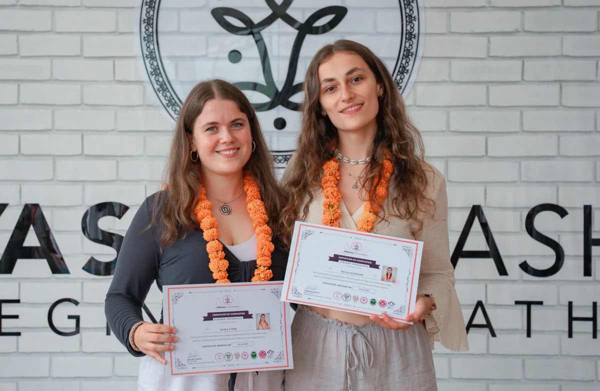 200-timmars lärarutbildning i kundaliniyoga