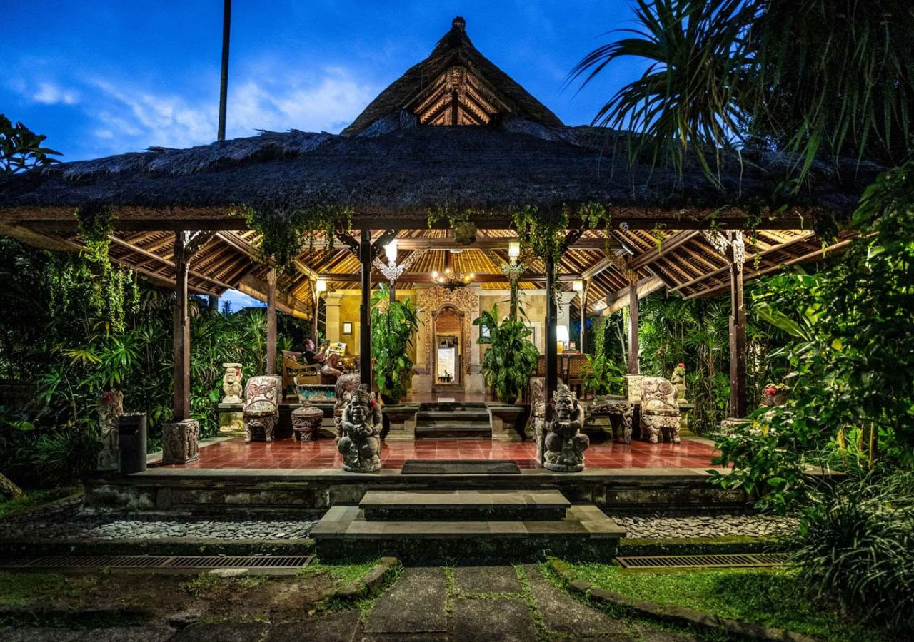 Bali 100 timmars yogalärarutbildning