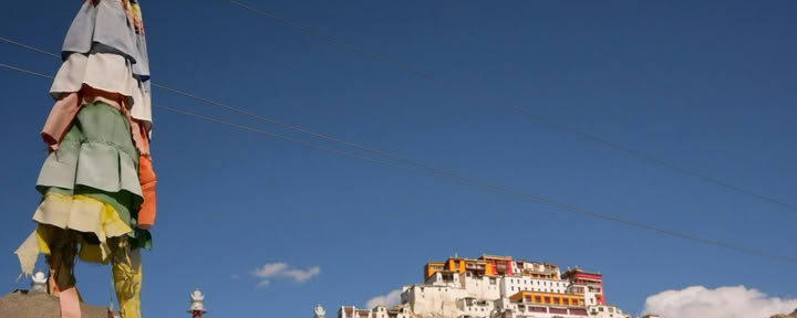 Kulturella leder i Ladakh via Zoji La och byn Turtuk