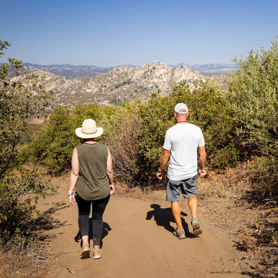 November Oaks Retreat: Parweekend