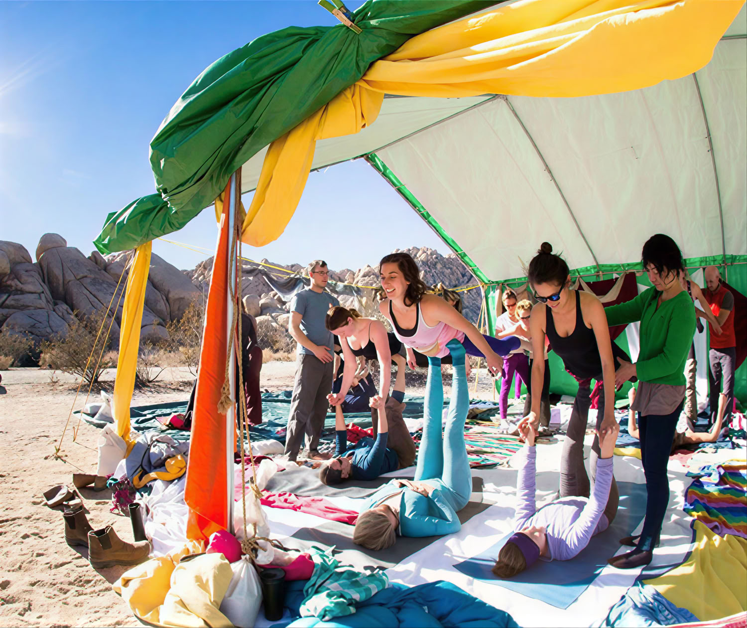 Yoga- och klätterretreat – akro