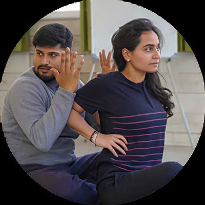 100-timmars yogalärarutbildning i Rishikesh