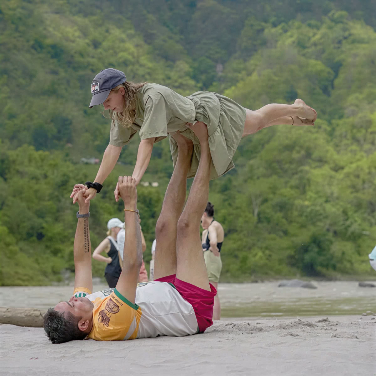 100-timmars yogalärarutbildning i Rishikesh