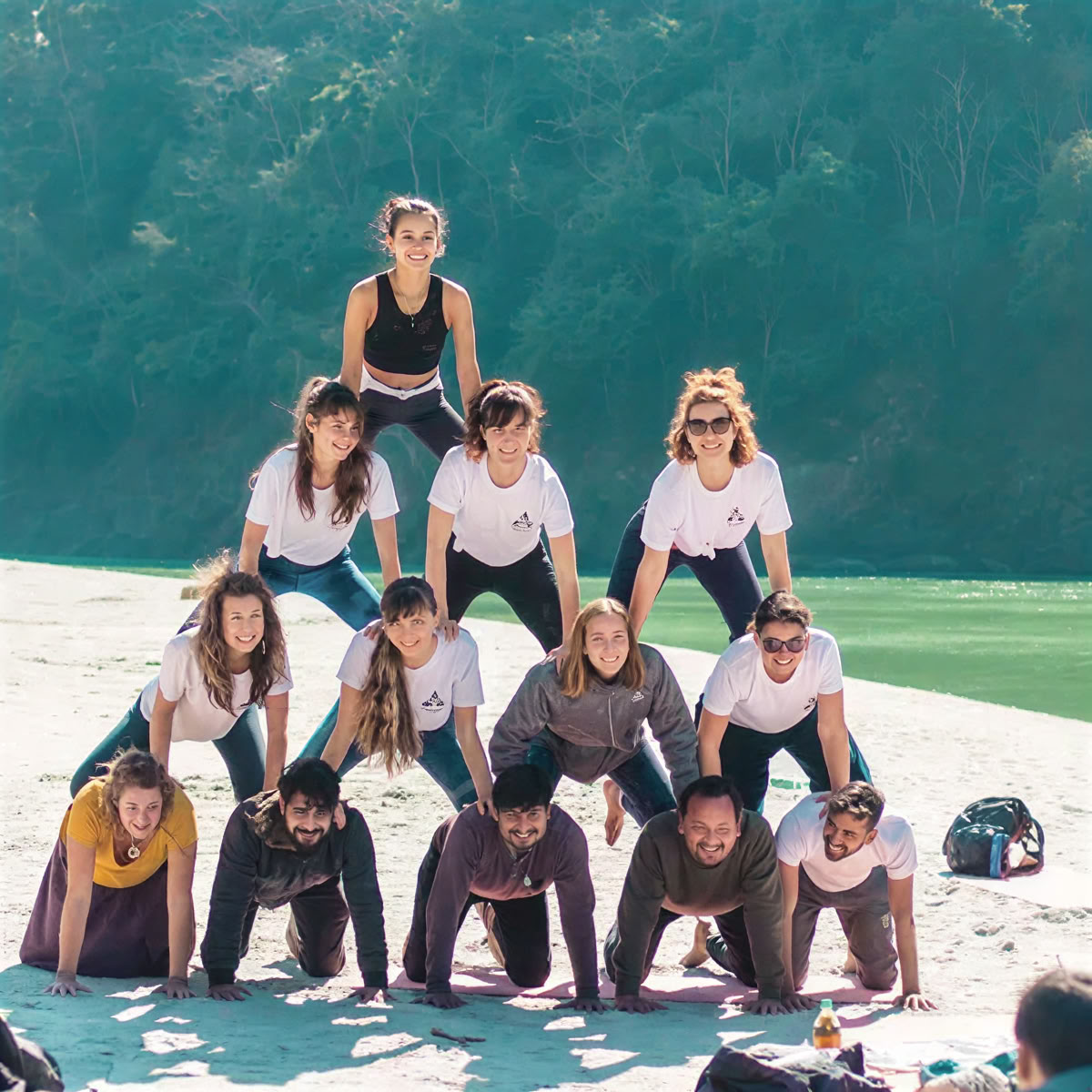 14 dagars yogaretreat i Rishikesh