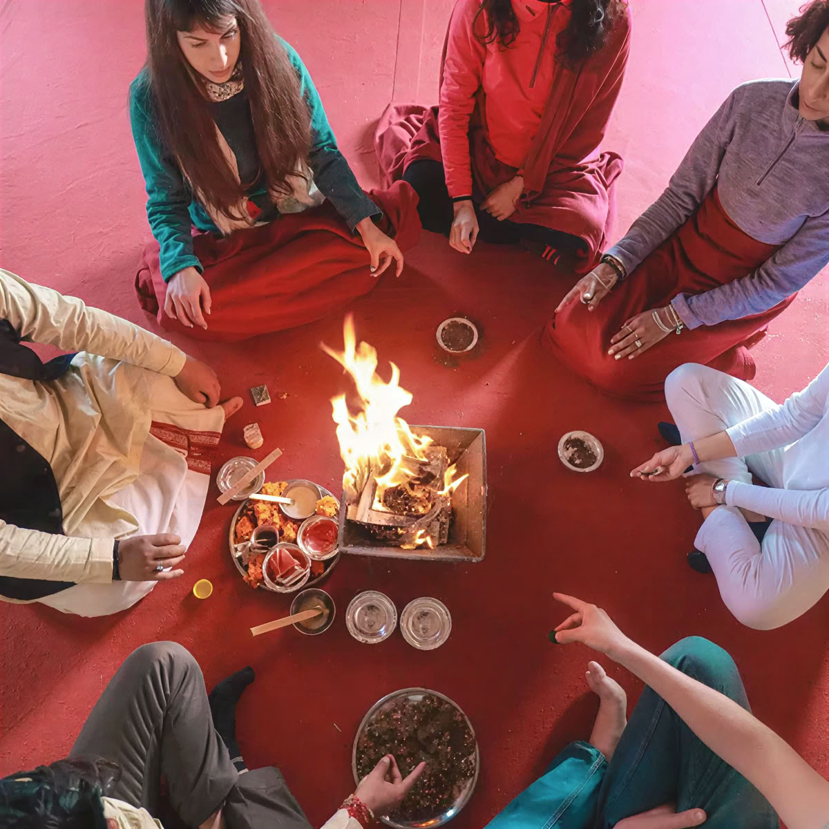 200-timmars yogalärarutbildning i Rishikesh