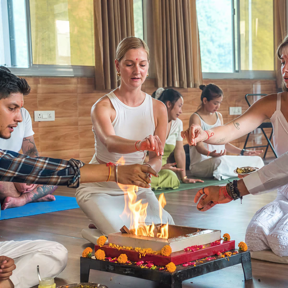 200-timmars yogalärarutbildning i Rishikesh