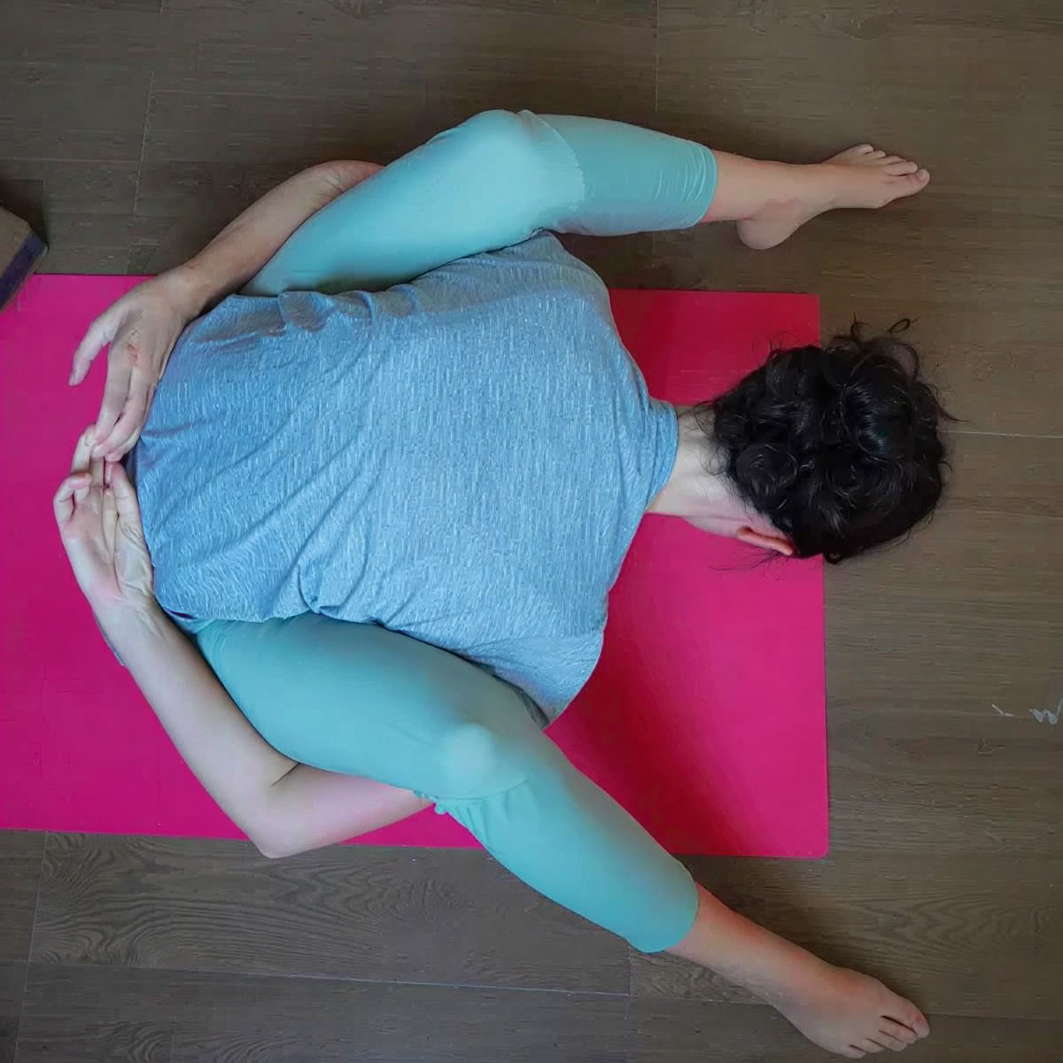 300-timmars yogalärarutbildning i Rishikesh – 1 maj – 27 maj 2026