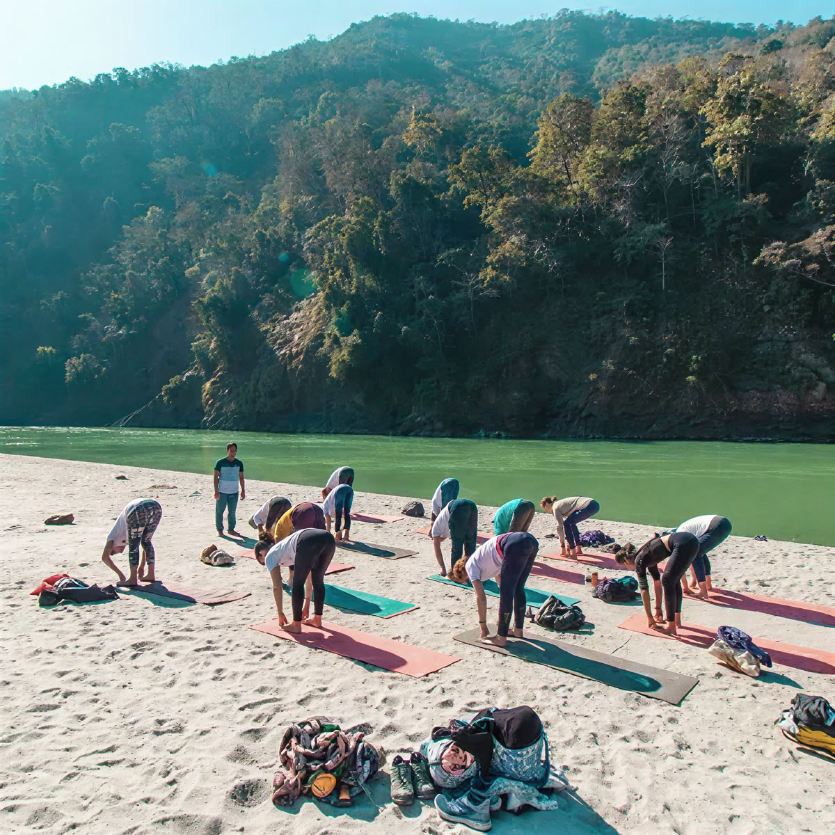 300-timmars yogalärarutbildning i Rishikesh – 01 jan – 27 jan 2027