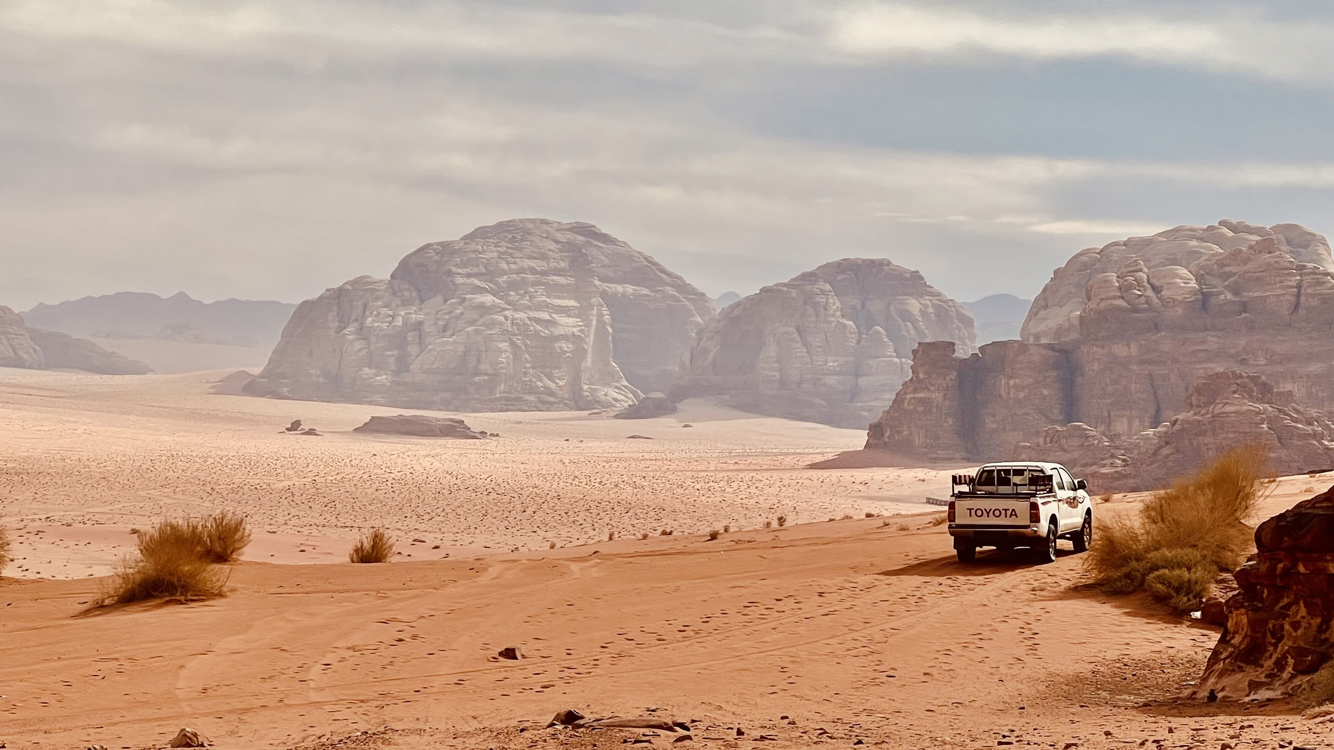4 dagars kameltrekkingäventyr med beduiner i Wadi Rum, Jordanien