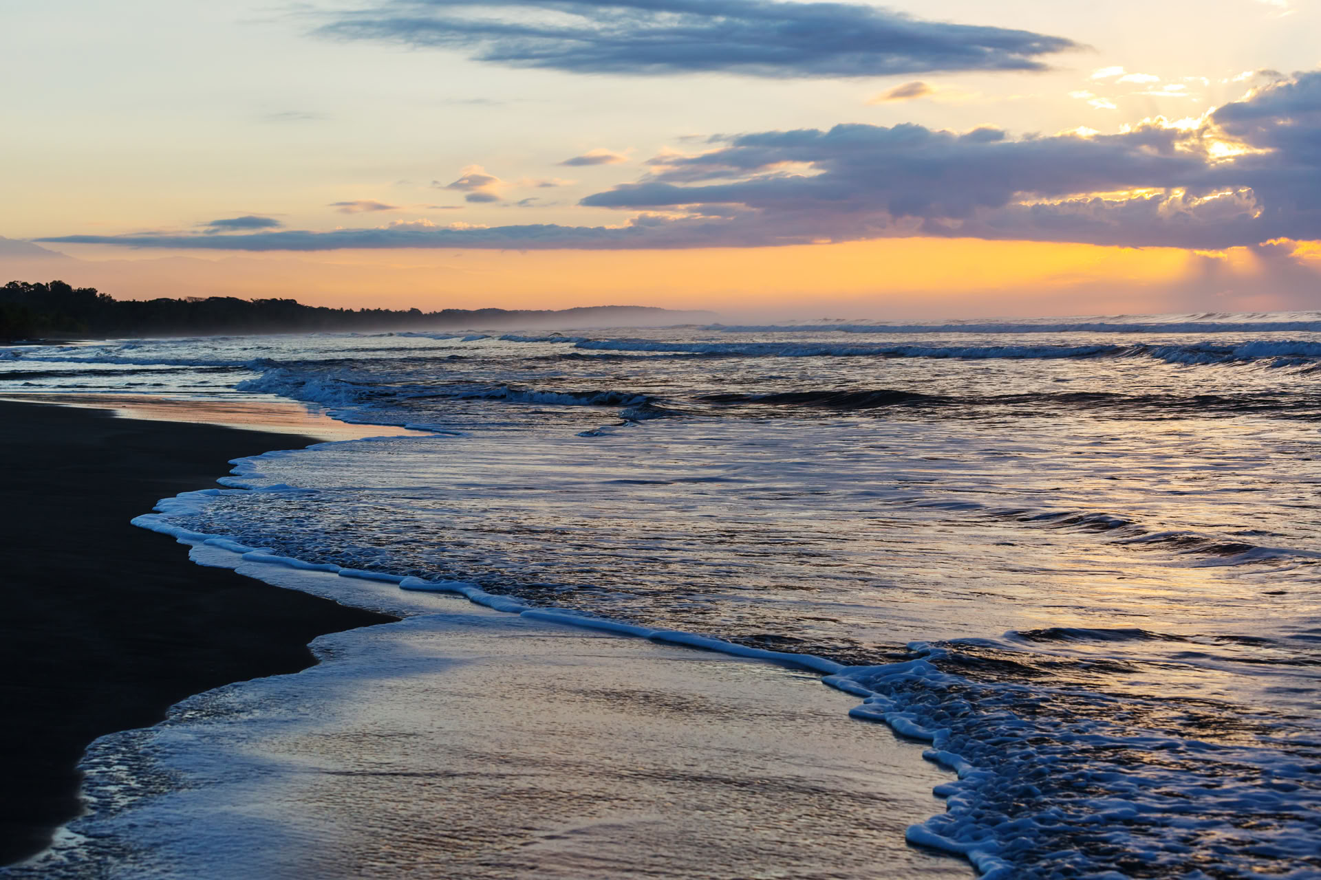 Strandyogaturné