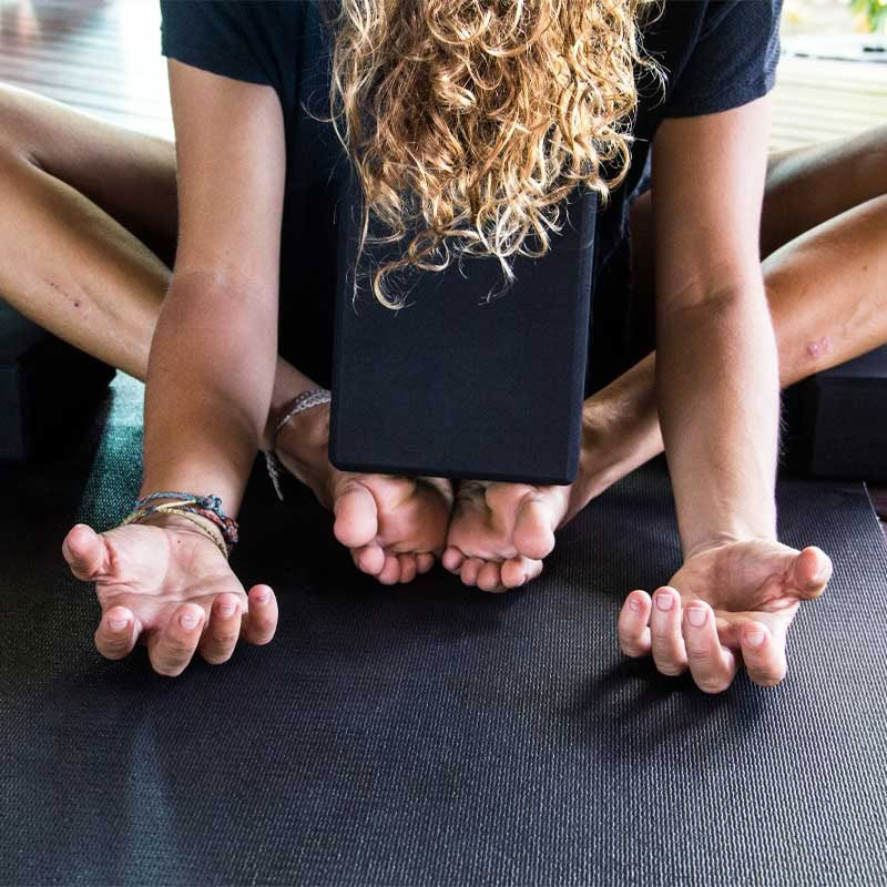 100 timmars yinyogalärarutbildning på Bali