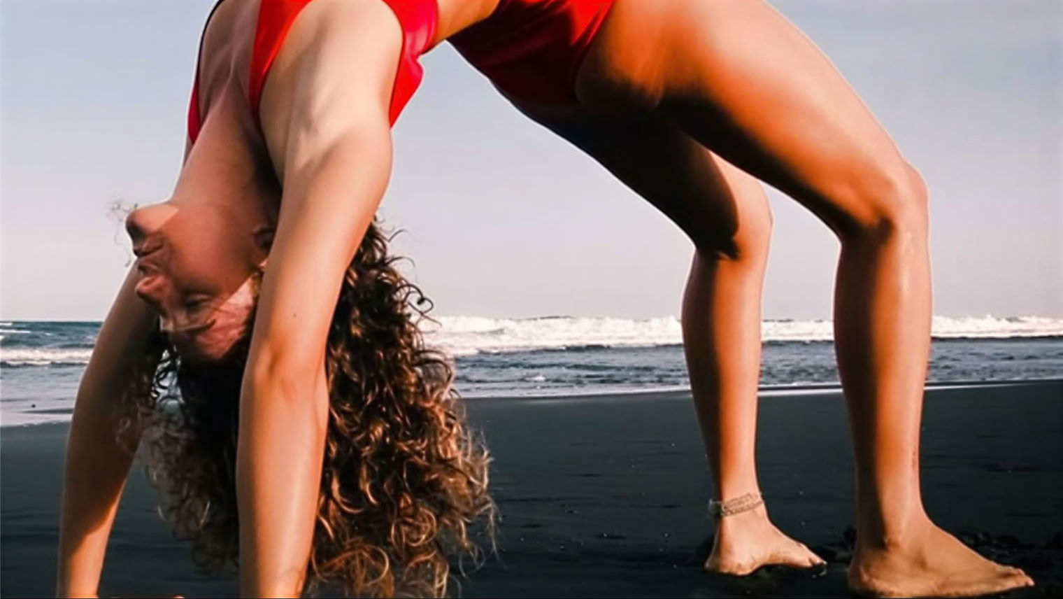 110 timmars anatomi- och vinyasa yogalärarutbildning