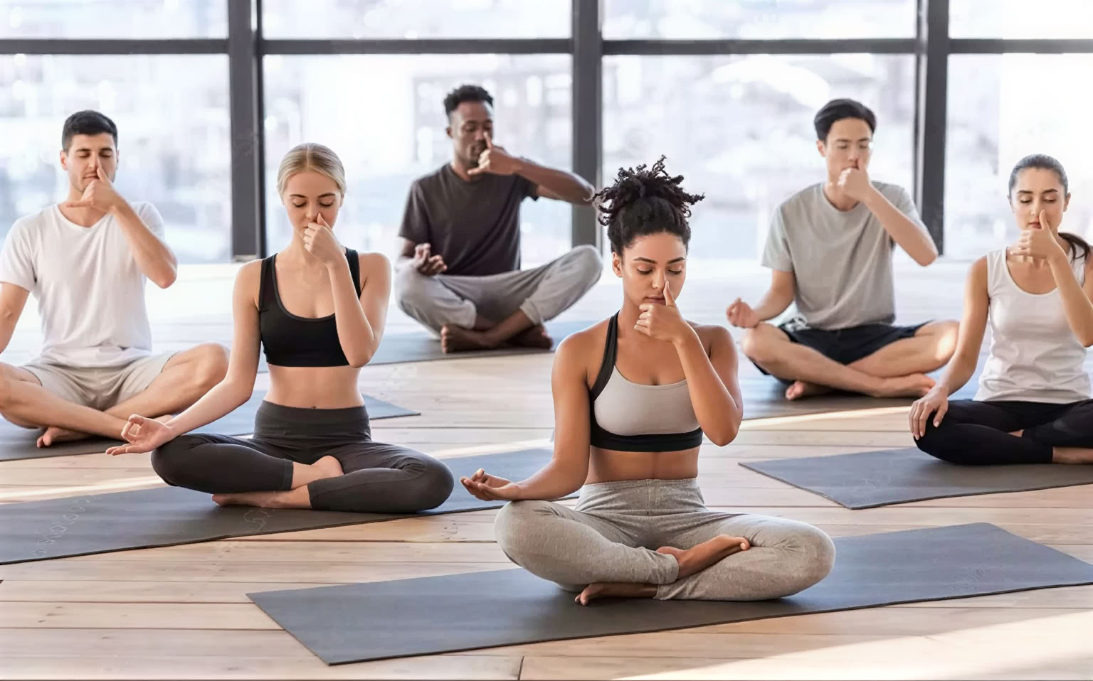 Yoga-terapiträningsretreat i Rishikesh – 21 dagar