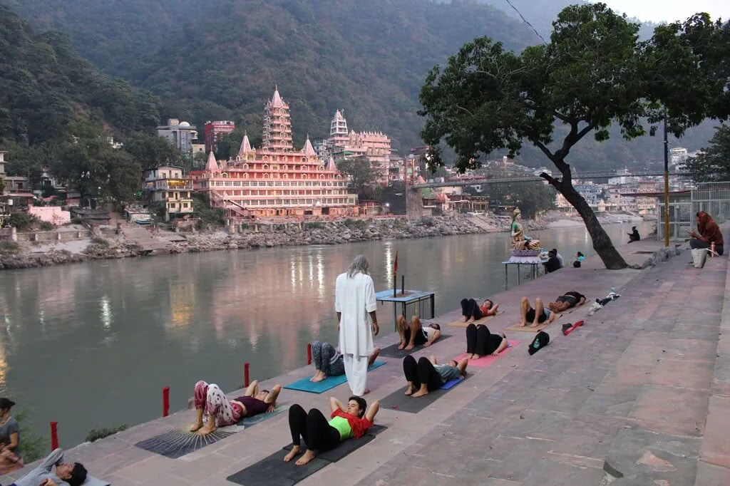Tantra och yoga utomlands