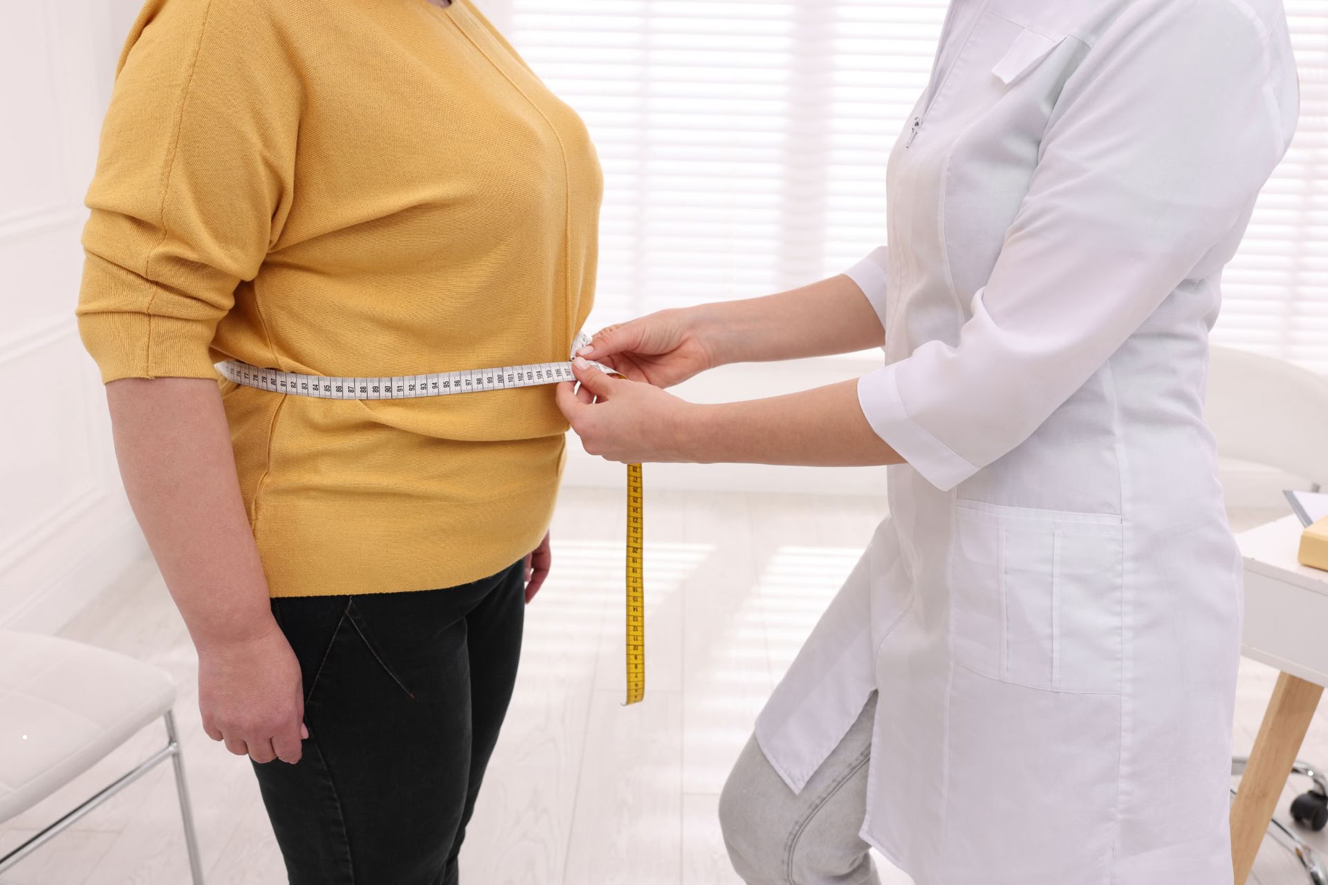 Yogaterapi för att hantera obesitas