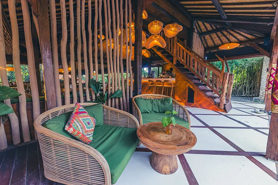 Lucidflow 100 timmar av 300 timmar YTT – yogalärarutbildning på Bali