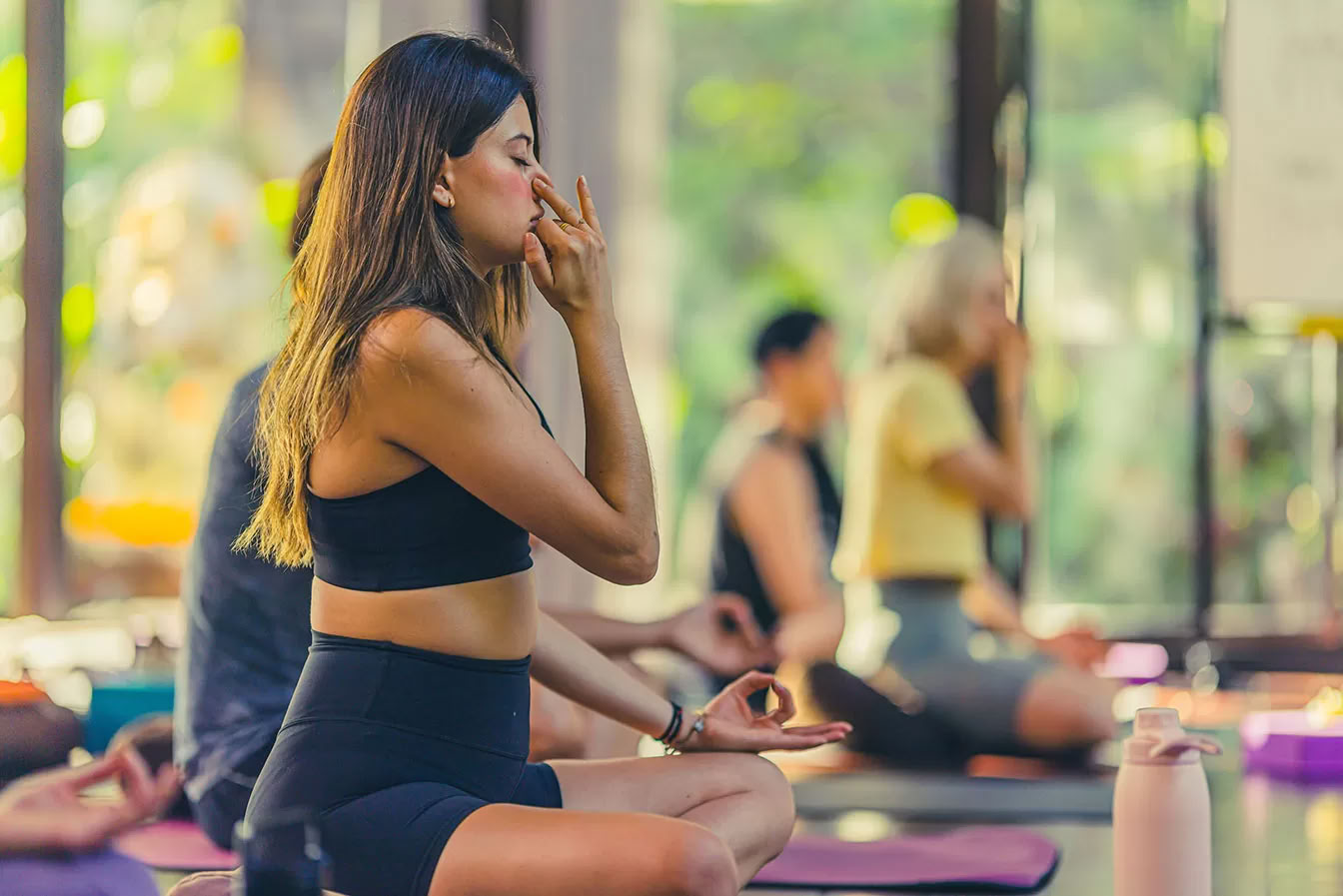 Lucidflow 100 timmar av 300 timmar YTT – yogalärarutbildning på Bali
