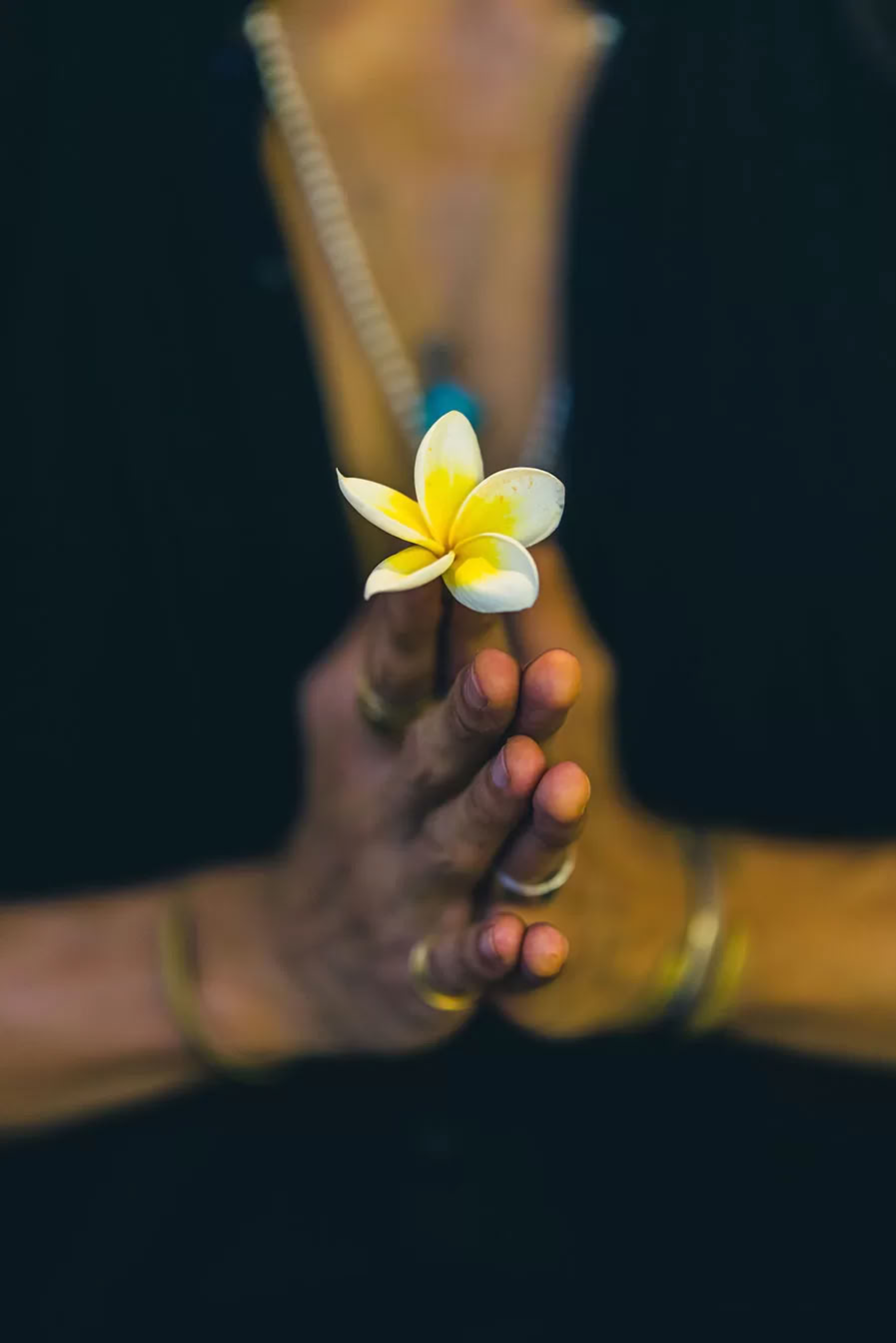 Lucidflow 100 timmar av 300 timmar YTT – yogalärarutbildning på Bali