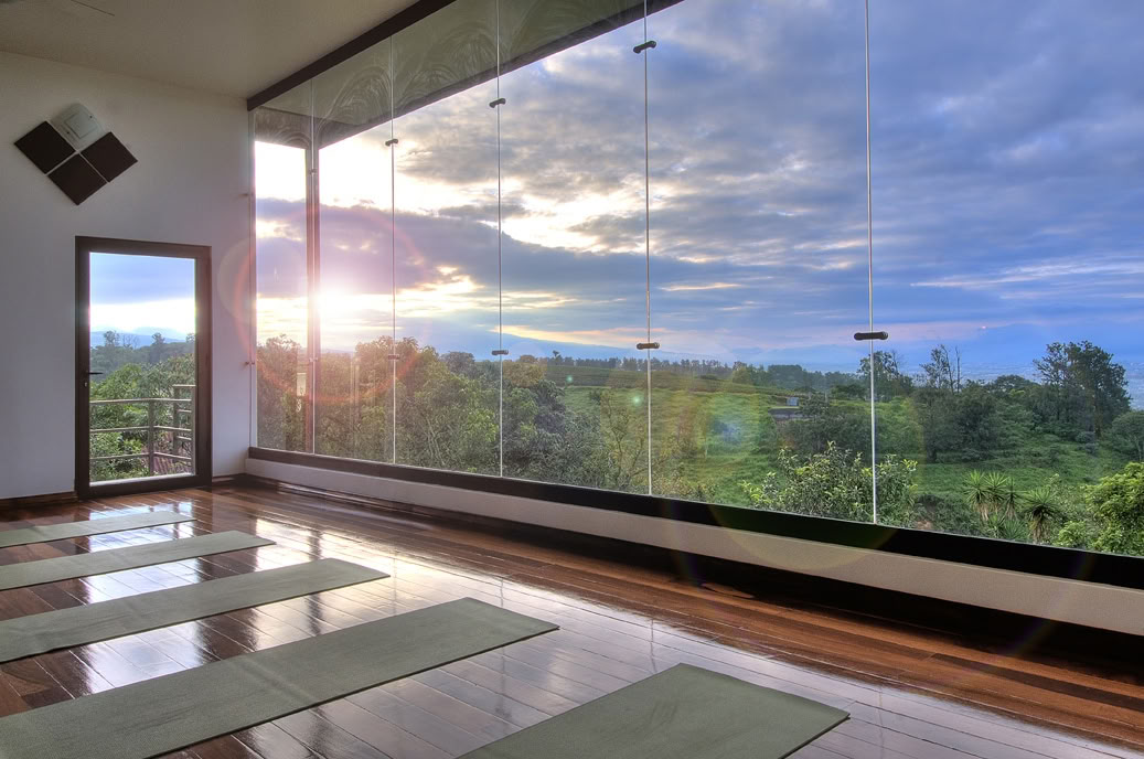 Yoga- och pilatesretreat i Costa Rica med Good Society Club