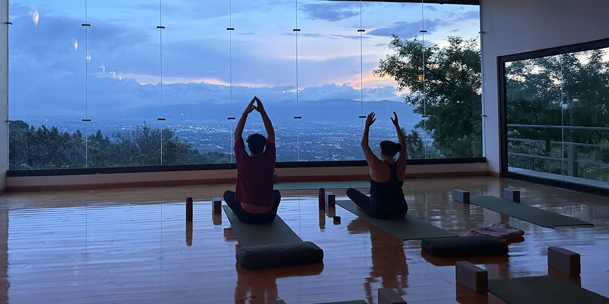 Yoga- och pilatesretreat med Xhale