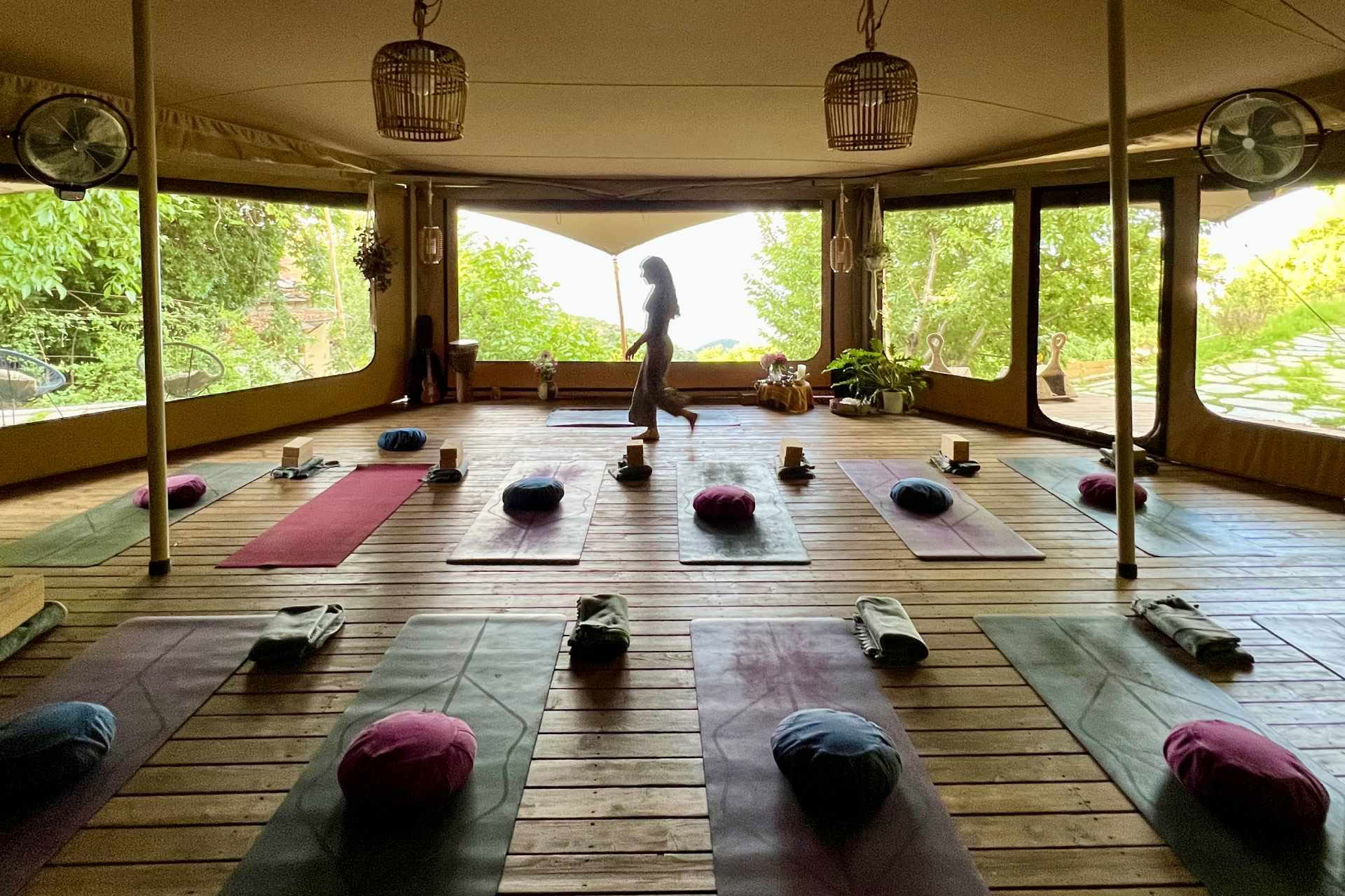 Harmonisera yoga- och välmåenderetreat