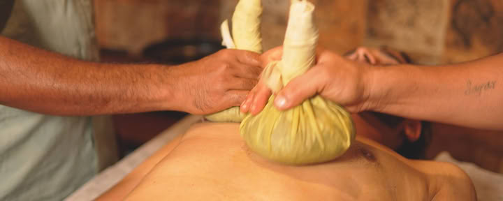 45-dagars certifiering på campus i ayurveda- och naturopatiterapier