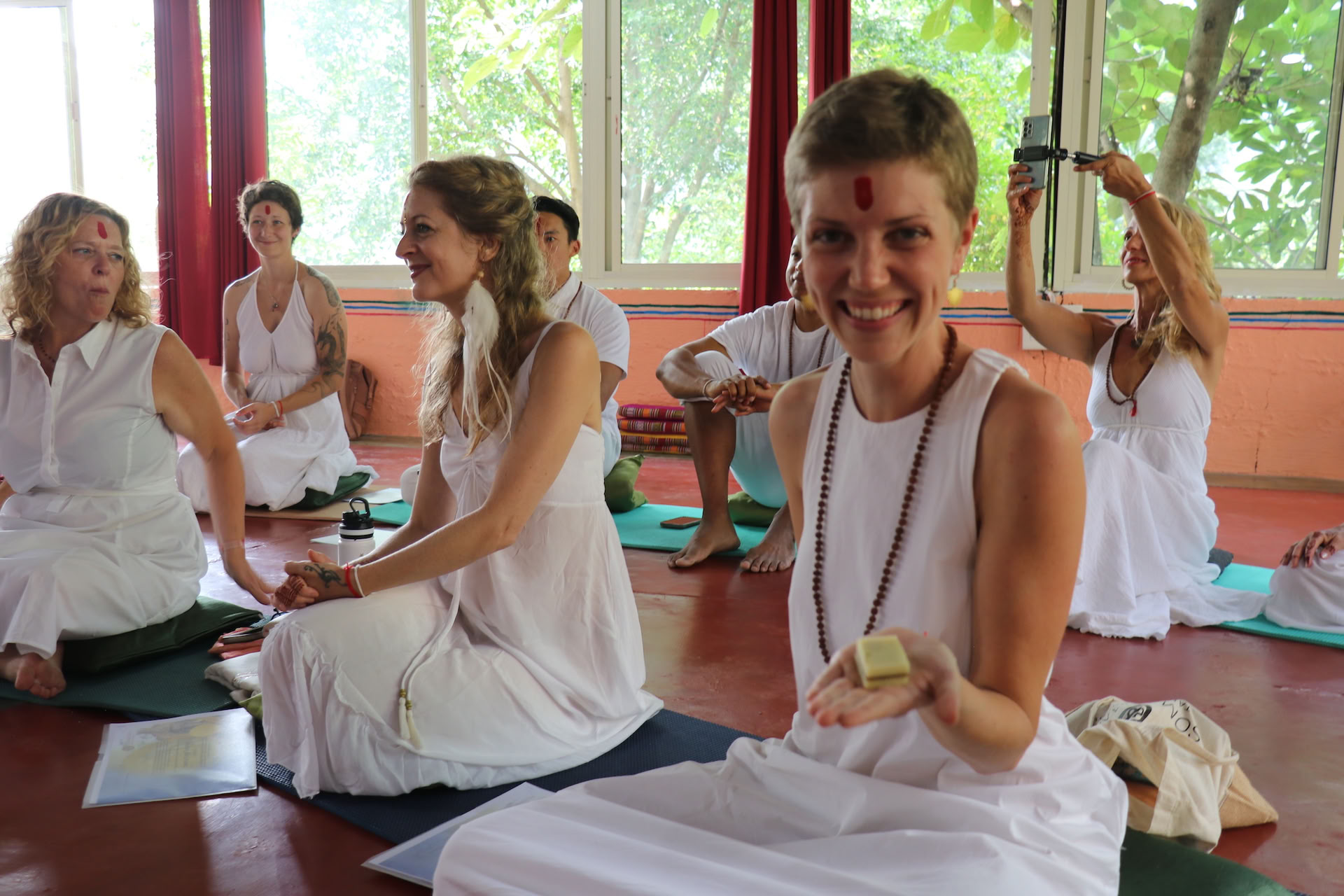 Tantrayogalärarutbildningskurs
