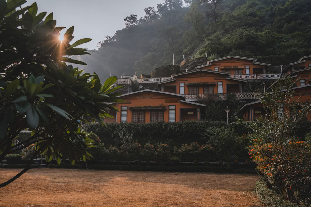 200-timmars YTT i Rishikesh – 20 aug. – 11 sep. 2026