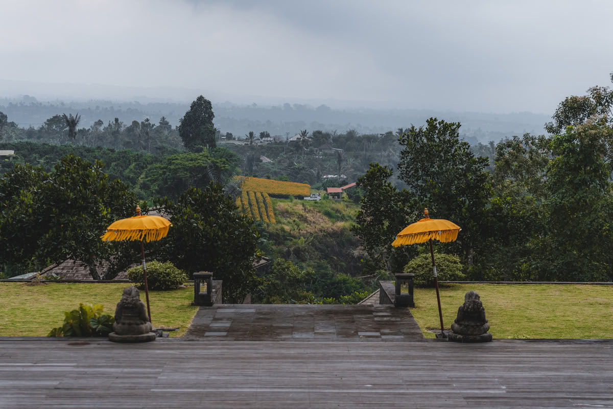 200/300-timmars hybrid yogalärarutbildning – 24 dec. 2026 – 6 jan. 2027
