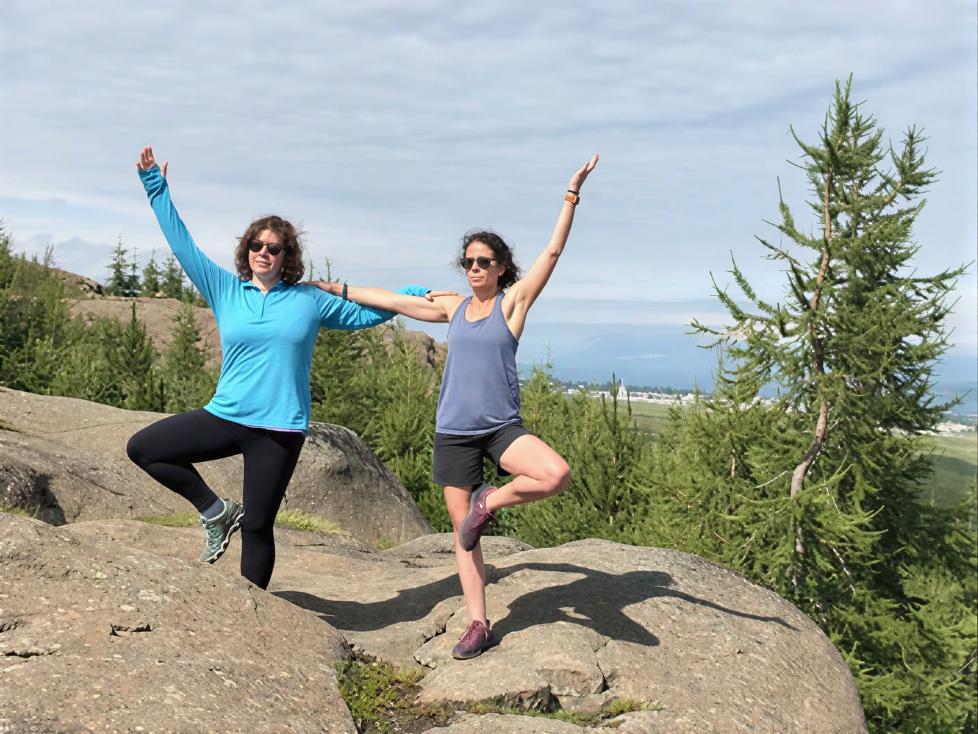 Yoga- och vandringsretreat under midnattssolen på Island – datum 2026